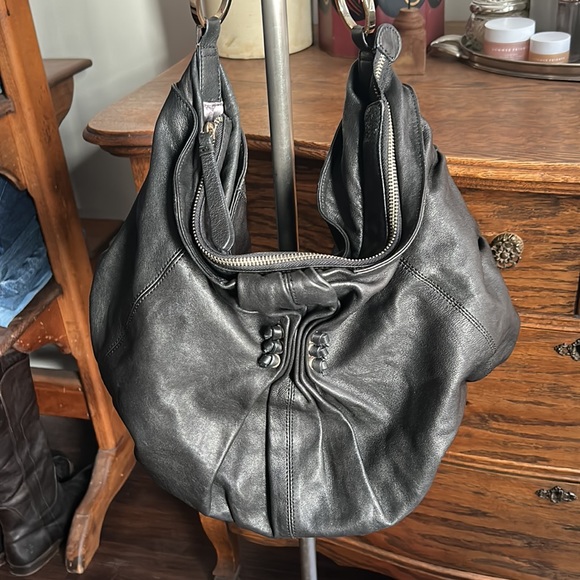 James Drake Slouchy Black Leather Bag - Picture 4 of 14